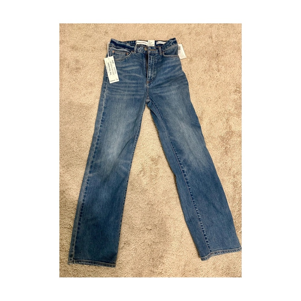 NWT DENIM FORUM by aritzia 90s Naomi Super High